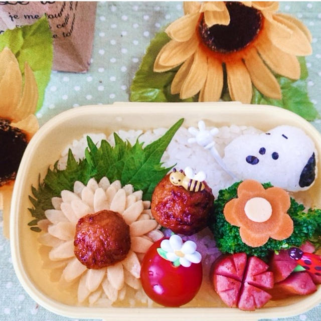 ひまわりとスヌーピー弁当〖 キャラ弁〗  #平日お昼ご飯はお弁当or外食