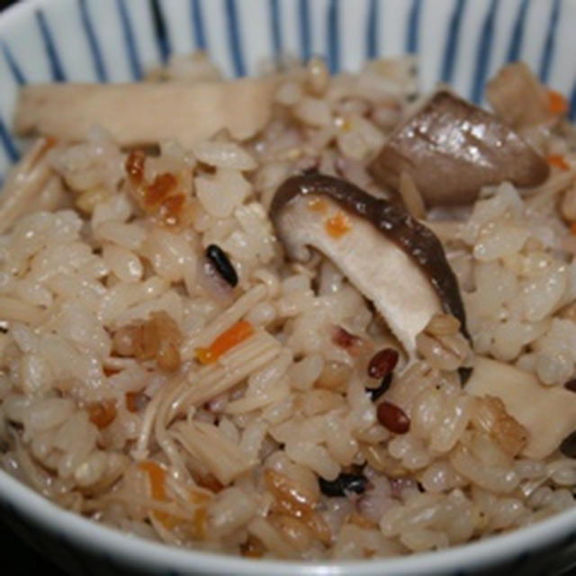 12月23日　　茸と雑穀米の おこげ御飯