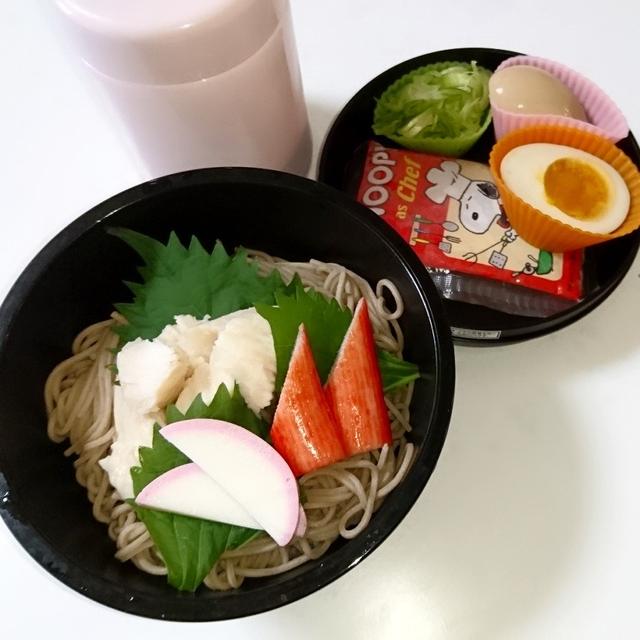 蒸し鶏冷やしぶっかけ蕎麦弁当