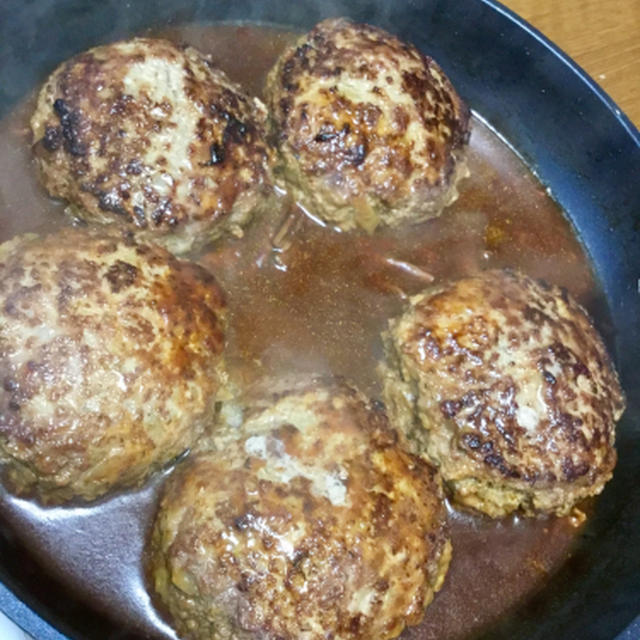ママに頼まれたハンバーグ