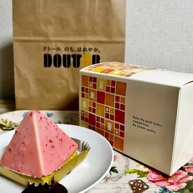 【春ドトール】ドトール ピラミッドケーキいちご