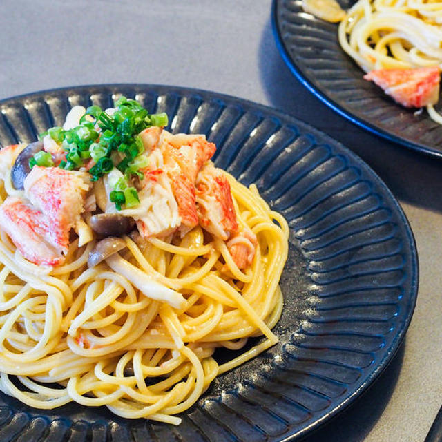 カニカマとしめじの☆簡単マヨ味噌パスタ