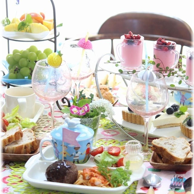  【献立】夏のお子様（？）ランチ。の献立。と　お家に子供がいる風景。