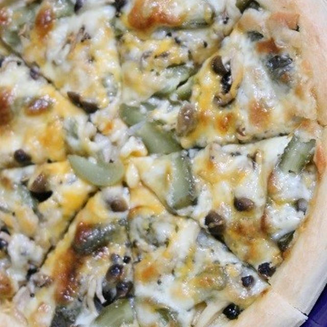 10月20日　　しめじと海苔の PIZZA