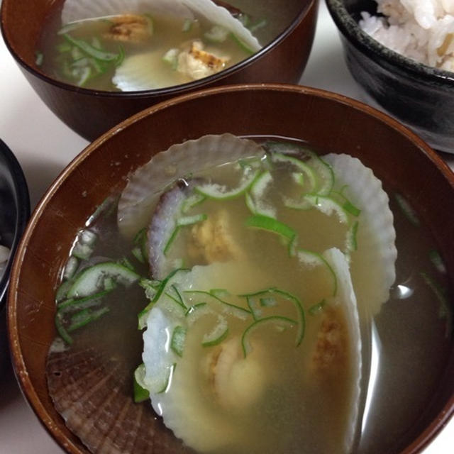 稚貝の味噌汁と納豆(o^^o)
