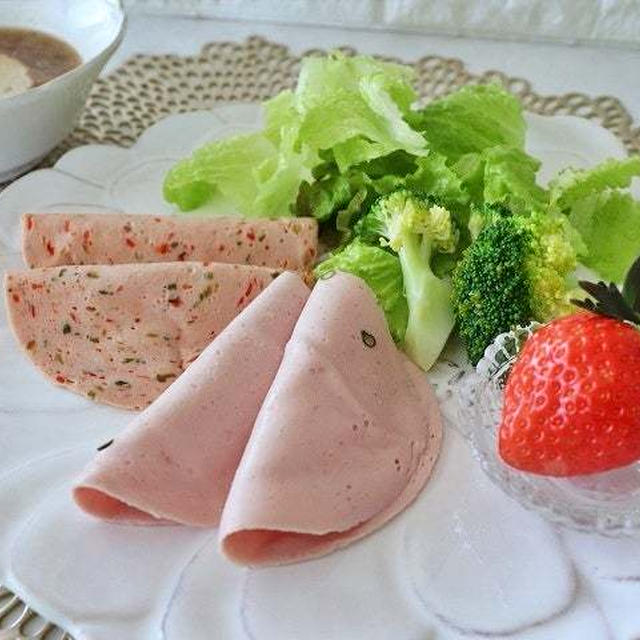 高級ホテル、レストラン御用達の日進ハムも半額～♪
