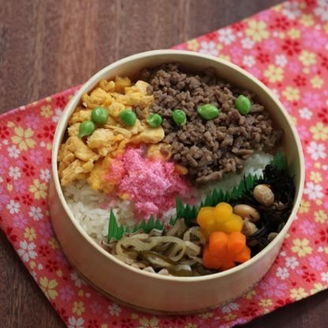 休日そぼろ弁 ✿ oatmeal cookies♪