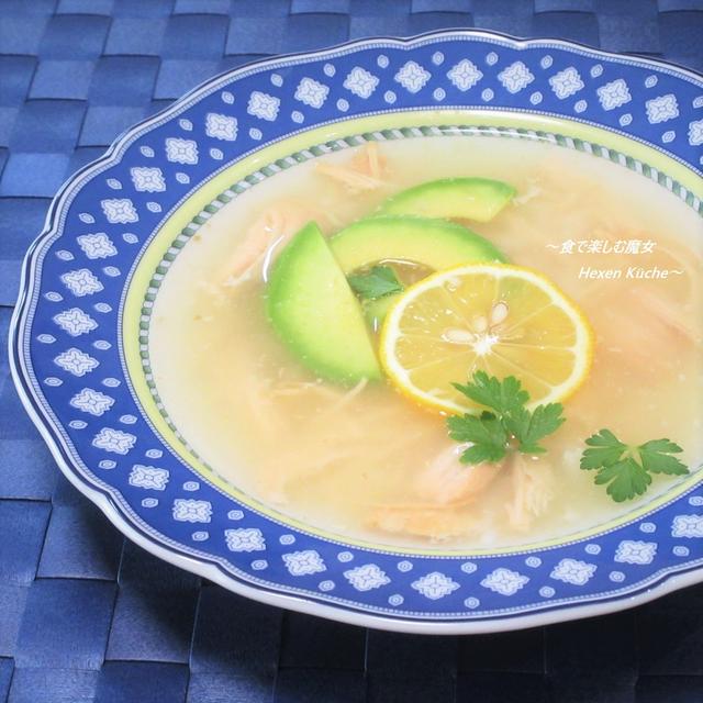滋養溢れるメキシカン・スープが、数分で完成。『鶏とアボカドのスープ』