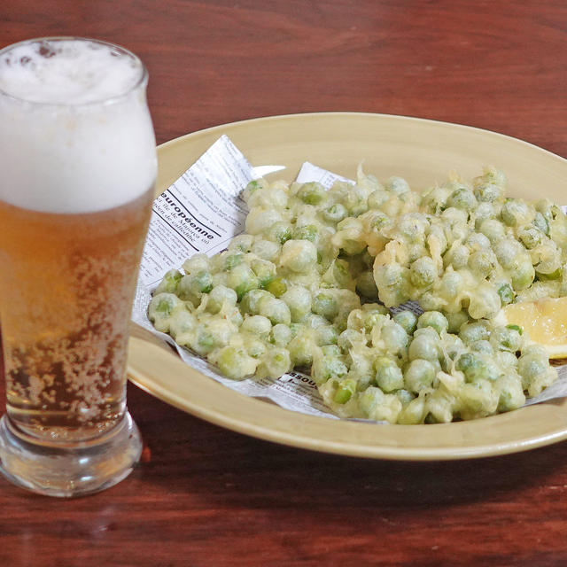 ビールによく合う サクサク！ふっくら えんどう豆の天ぷら