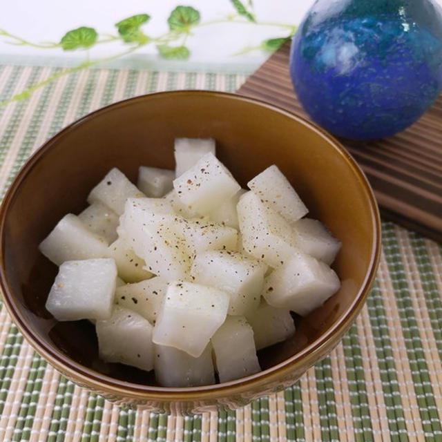 食感が気持ちいい♪大根のコロコロ漬け