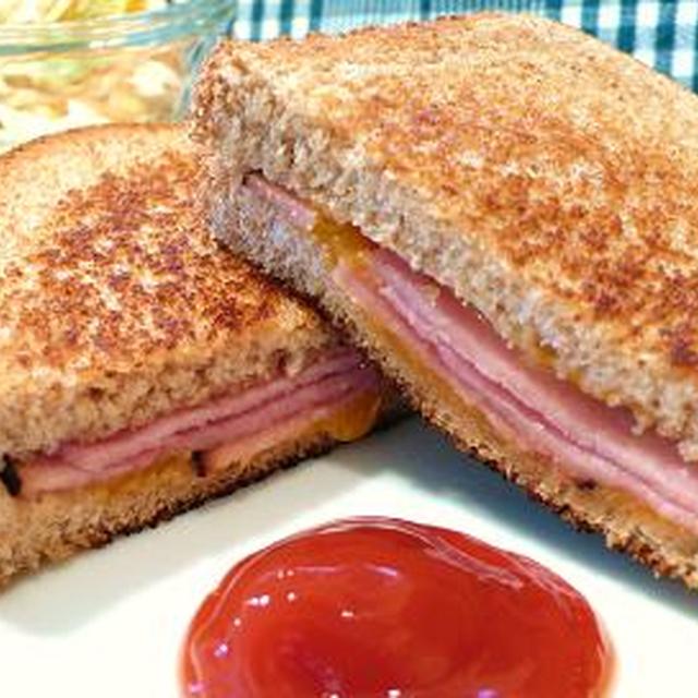グリルドハムチーズサンドイッチ　Grilled Ham and Cheese Sandwich