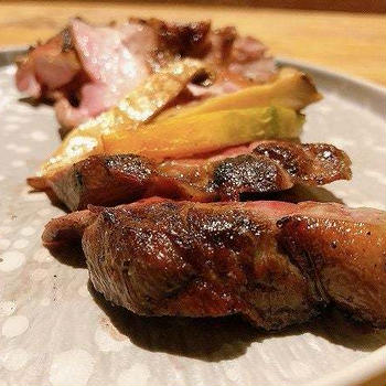 良い意味で全く予想外の展開！驚きの肉料理　「かまど焼 NIKUYOROZU」
