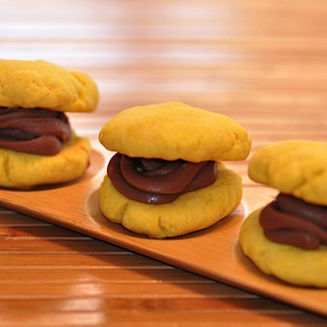 かぼちゃのチョコサンドクッキー