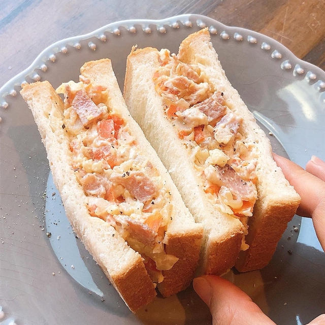 ポテトサラダのサンドウィッチです！！