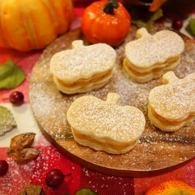 ハロウィンにぜひ作りたい！パンプキンカスタードたっぷり★ジャックランタンのミルフィーユ【過去のハウス食品さんとレシピブログさんのコラボ企画のスパイス大使活動でのハロウィン向けのレシピのご紹介 -9-】