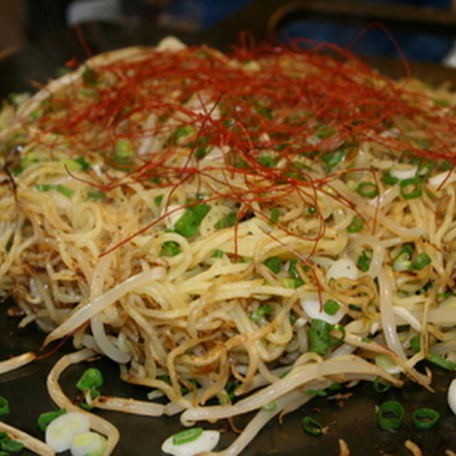 ニラモヤシ焼きそば