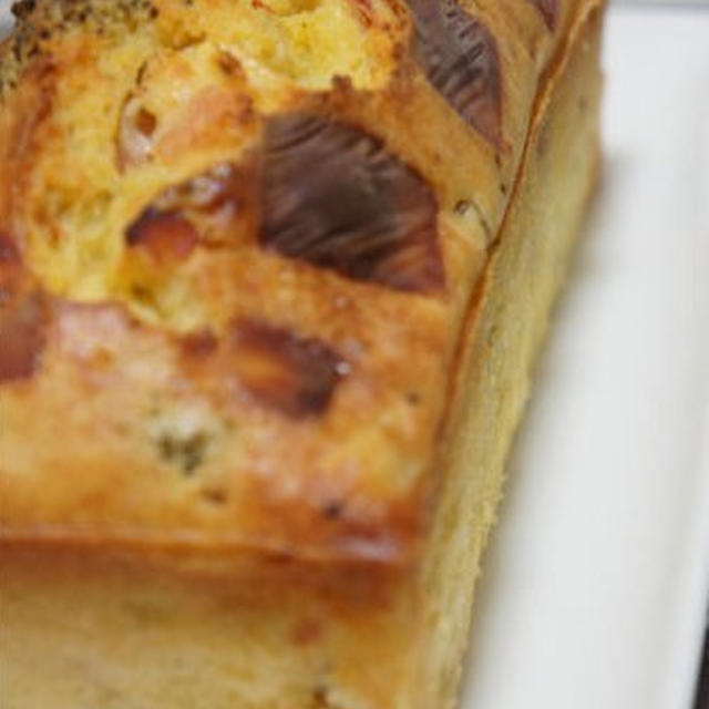 野菜たっぷりケークサレ