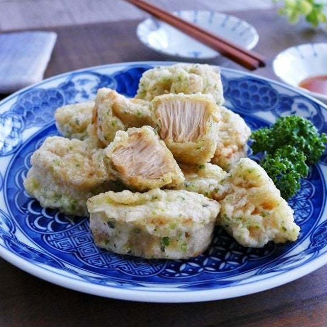 エノキの根元でホタテみたいな磯部揚げ