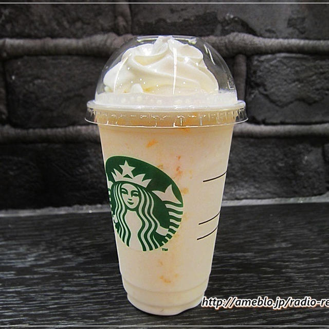 スタバ新作☆ホワイト チョコレート＆ピーチ クリーム フラペチーノ®