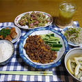 【夕食】炸醤麺・つわぶきとベーコンのたまご炒め・焼き焼売…
