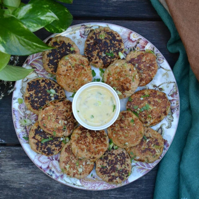 Cabbage Tuna Cakes キャベツ入りツナケーキ