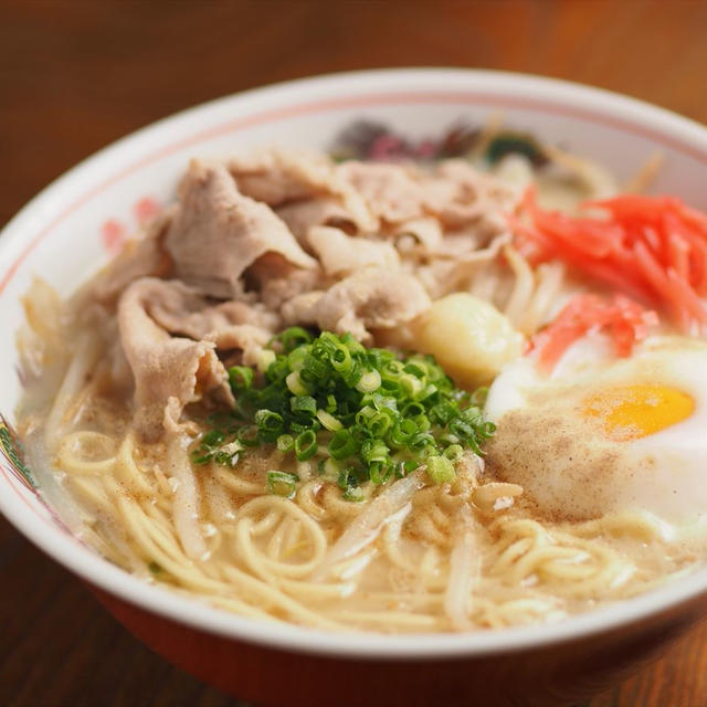 大雪にご注意くさだい！　、　インスタントラーメンアレンジ豚もやしとんこつラーメン