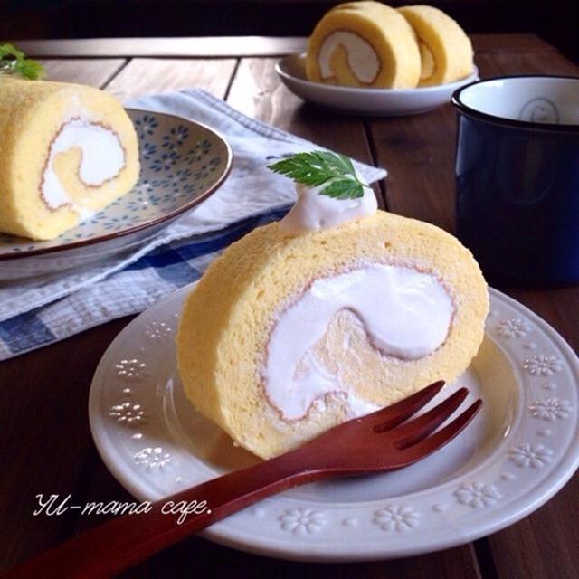 純生カラメルクリームのふわふわスフレロールケーキ