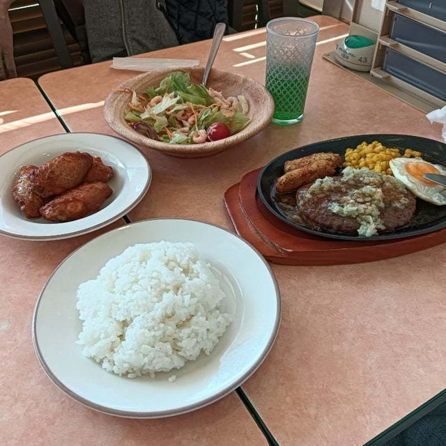 今日のランチはサイゼリヤ