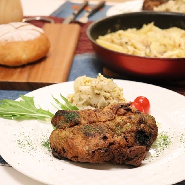 ★もも肉１枚丸ごと揚げるカレーチキン