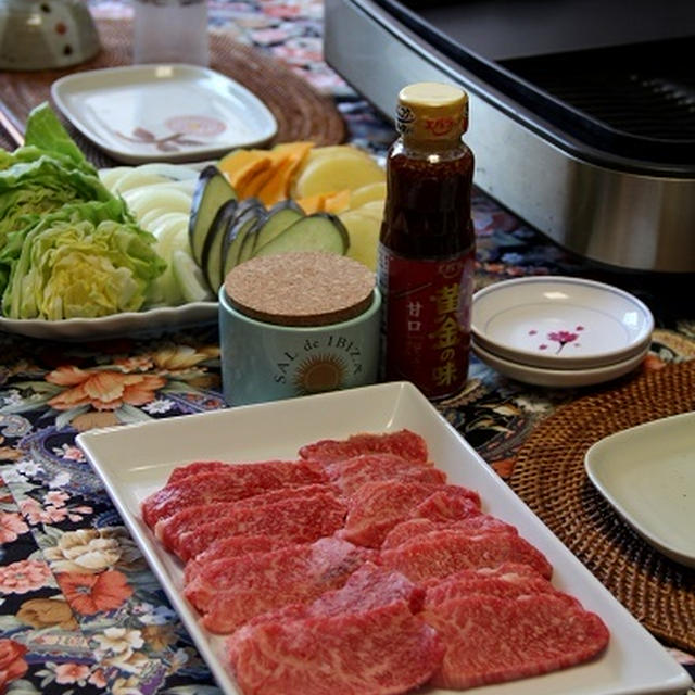 焼き肉 と 鶏ハムの準備。