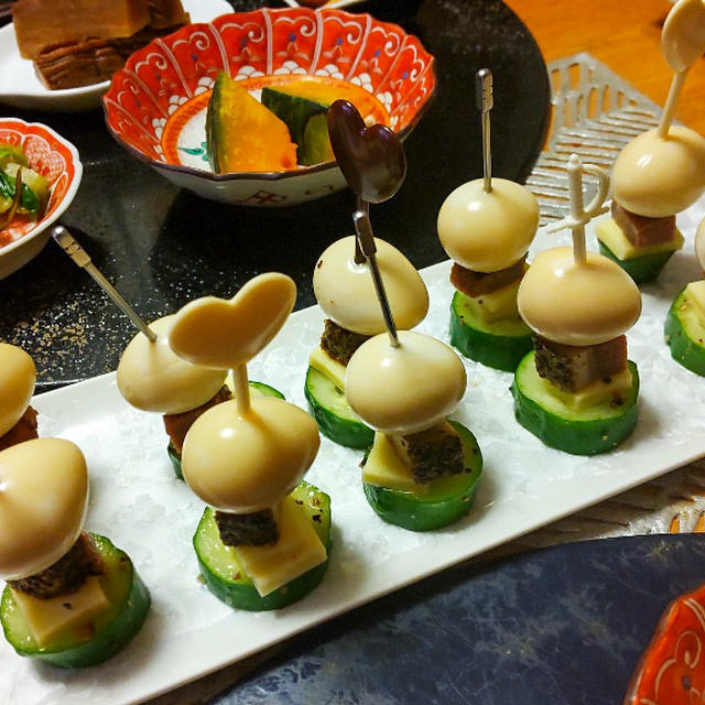 味付うず玉とスパイシーきゅうりとありもんでピンチョス