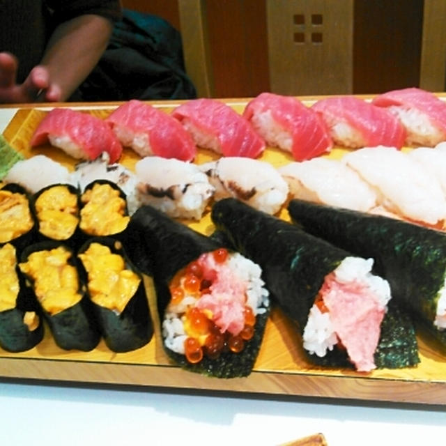 リピ決定☆うにがおいしいお寿司食べ放題～美登利寿司