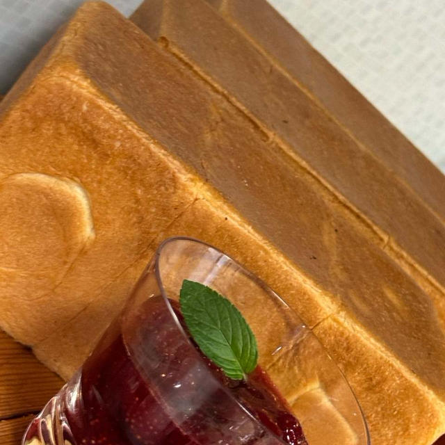 苺ジャムを作った日は…我が家の朝ご飯パンは、やっぱりコレでしょッ☆