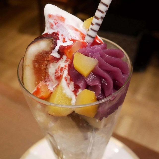 倉式珈琲店の季節のパフェ#今日のおやつはこれ