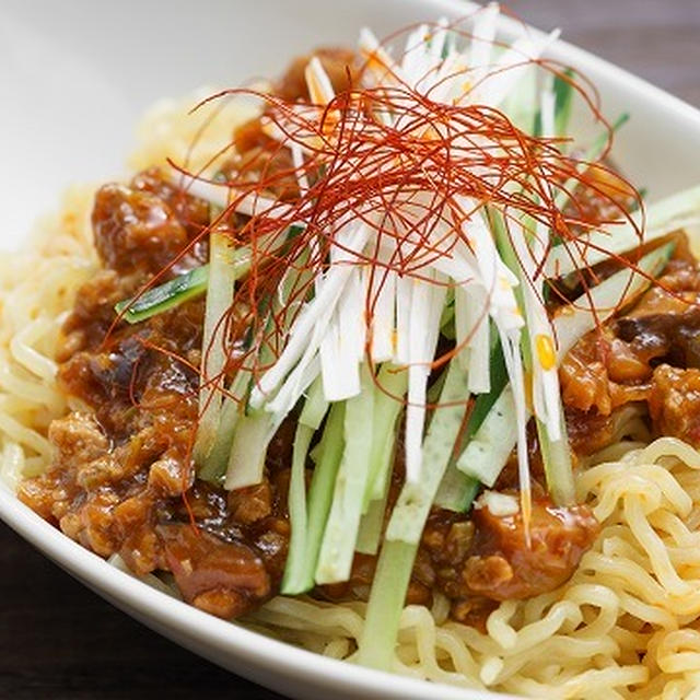 【基本のお料理】ジャージャー麺(炸醤麺)のレシピ・作り方【簡単】