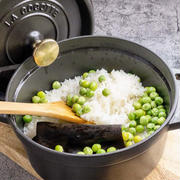 グリンピースと新玉ねぎごはん