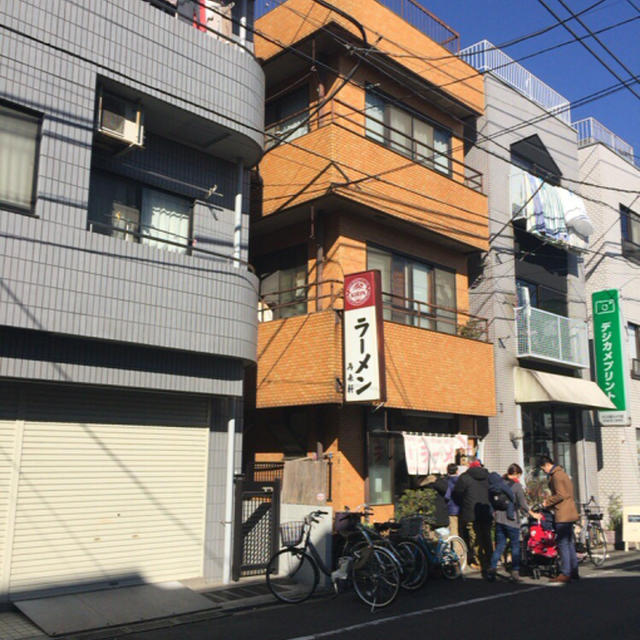 地元民に愛される用賀のラーメン屋　再来軒