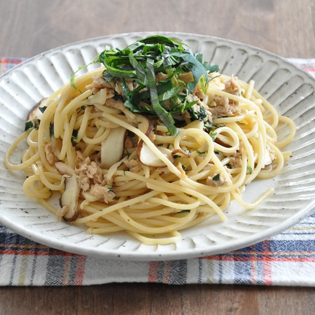 【簡単レシピ】フライパンひとつで！大葉とツナの和風パスタ