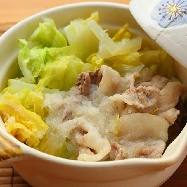 【簡単鍋レシピ】白菜と豚肉のみぞれ常夜鍋