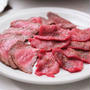 ローストビーフの残りで「焼き肉」するという贅沢♪