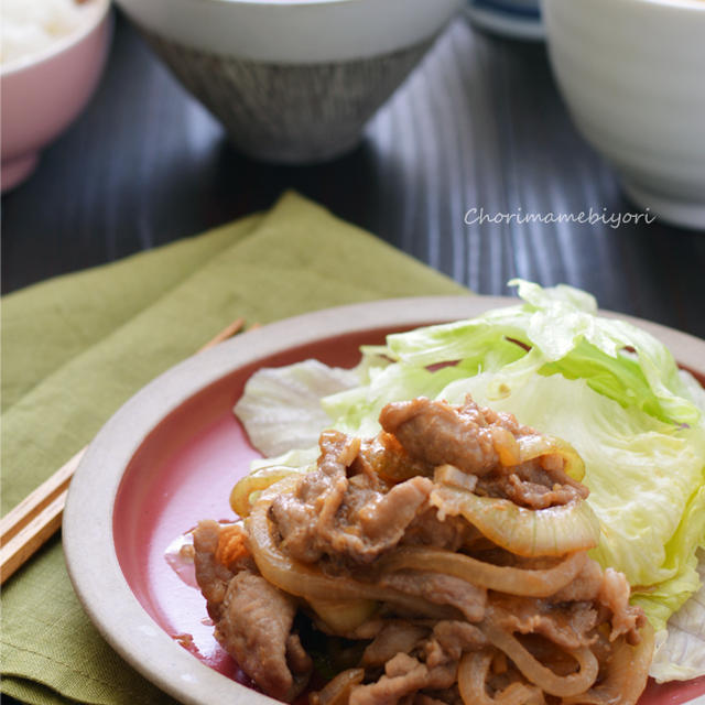 ほくほく副菜【粉ふき塩昆布いも】と豚玉ねぎのにんにく味噌炒めの献立。