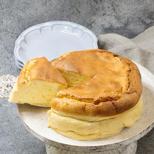 材料はたったの4つ！ホットケーキミックスで簡単！ふわしゅわスフレチーズケーキのレシピ