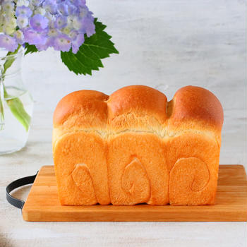 飽きのこないシンプル食パン