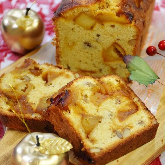 キャラメリゼしたりんごとくるみのパウンドケーキ By Ayakaさん レシピブログ 料理ブログのレシピ満載