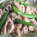 ズボラでやわらかしみしみ♪　豚こま肉とスナップエンドウのにんにく塩炒め