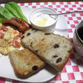 ヘルシーに美味しく♪　トマトとチーズのとろとろスクランブルエッグの朝食 by masaさん