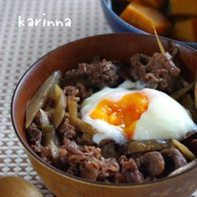 牛肉とごぼうの甘辛丼