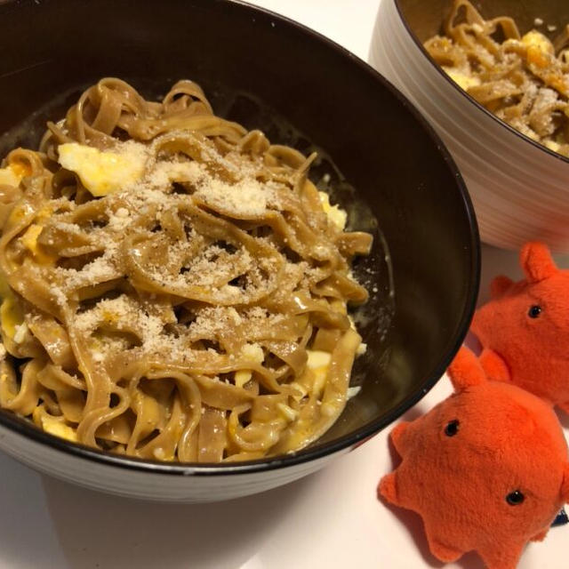 【ベースパスタのチーズポヴェレッロ】半熟ゆで卵で簡単！高タンパク質な全粒粉パスタレシピ／やる気★★