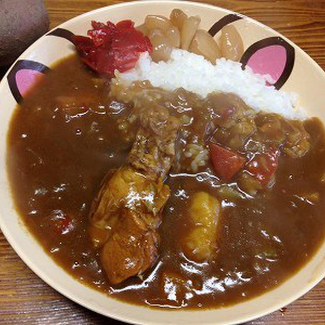 カレーライス。カレーうどん。ひけた鰤。くつろぐあんこ