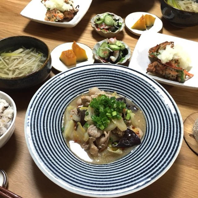 白菜消費に！めちゃ旨♡豚肉と白菜のごま味噌坦々♡…補食のパンを選ぶなら。